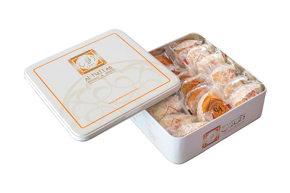 Wrapped Assorted Large Maamoul Tin Box – 18 Pieces